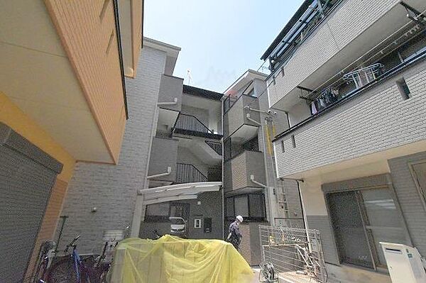 RIFF阪急神崎川 ｜大阪府大阪市淀川区三津屋南１丁目(賃貸アパート1LDK・3階・30.00㎡)の写真 その3