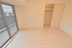 プレジオ新大阪EURO 8階1LDKのリビング/ダイニング