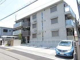 大阪府堺市堺区石津町３丁（賃貸アパート2LDK・3階・62.10㎡） その1