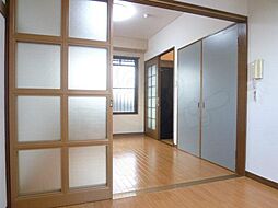 居間