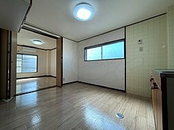 居間