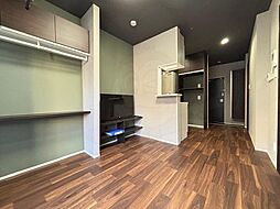 ジーイーオンズ 4階1LDKのリビング/ダイニング