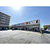 周辺：ウエルシア