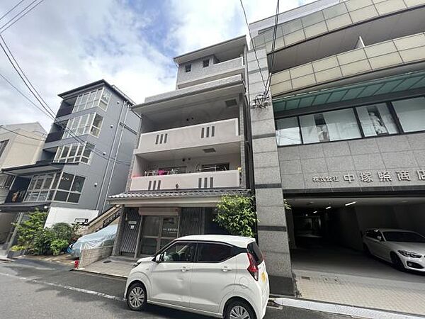 コンフォレスト三条 ｜京都府京都市中京区釜座町(賃貸マンション2LDK・3階・60.36㎡)の写真 その3