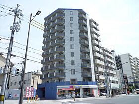 京都府京都市下京区七条通間之町東入材木町484番（賃貸マンション1K・11階・26.04㎡） その1