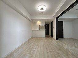 プレサンス京都北野白梅町 2階1LDKのリビング/ダイニング