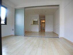 京都市営烏丸線 烏丸御池駅 徒歩7分の賃貸マンション 1階1LDKのリビング/ダイニング