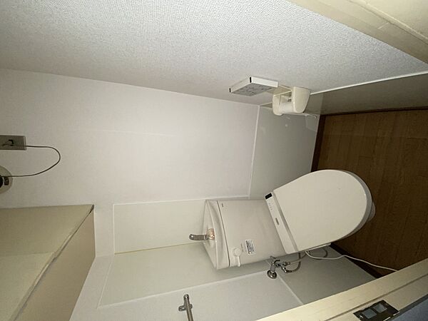 トイレを拡大表示