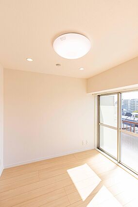 リビング/ダイ...