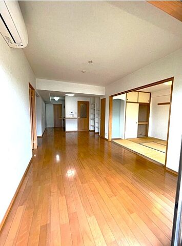 リビング/ダイニング ザ・バーデン昭島ペイ・サージュ 5階/-