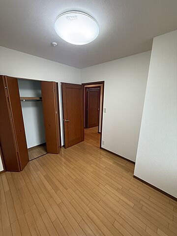 室内 グランシティレイディアントタワー 17階/-