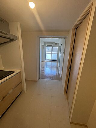 リビング/ダイ...