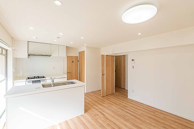 リビング/ダイニング 多摩川住宅　ハの14号棟 1階/-