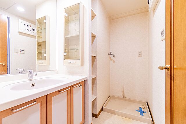 洗面 パルテール白金 6階/-