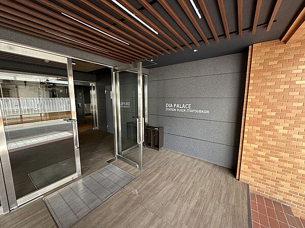 エントランスを拡大表示