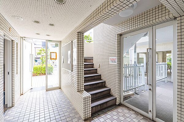 エントランスを拡大表示