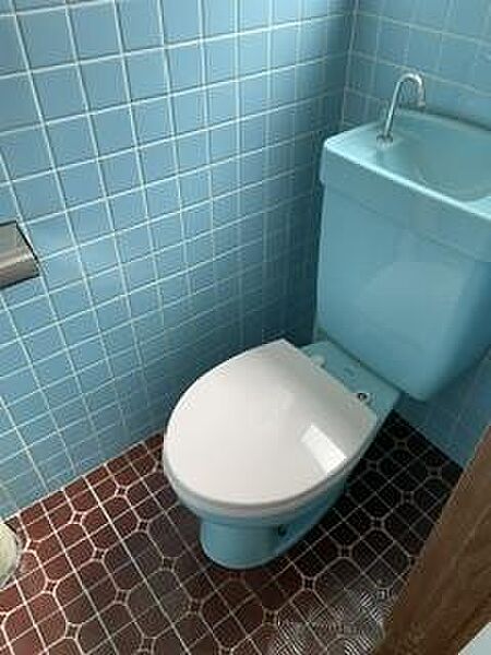 トイレを拡大表示