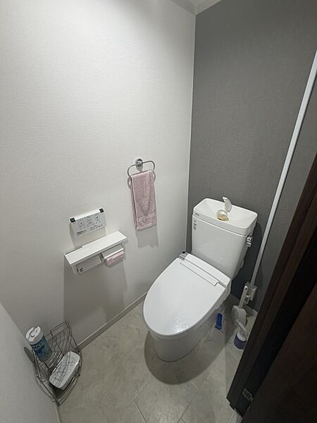 トイレを拡大表示