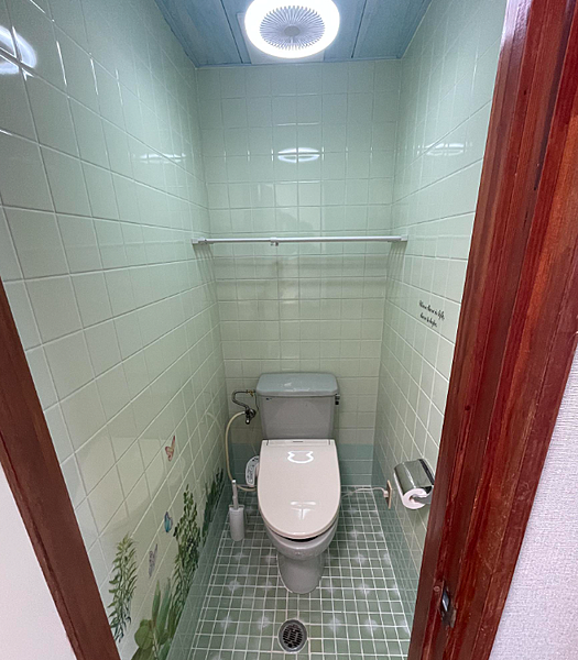 トイレを拡大表示