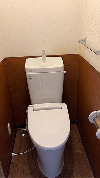 トイレを拡大表示