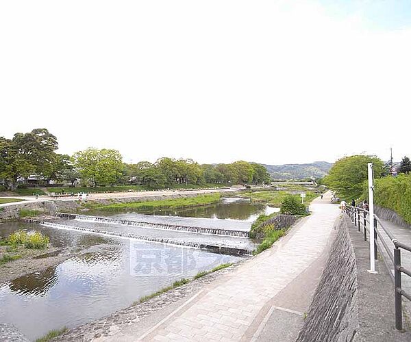 画像18:鴨川まで312m 京都の南北を流れる鴨川。散歩コースにもピッタリです。