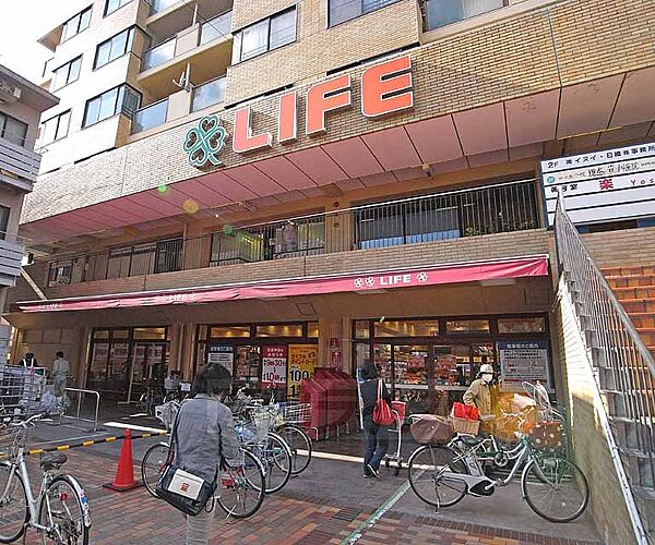 画像28:ライフ 西陣店まで465m 店内は広々としお買い物がしていただきやすいですよ。