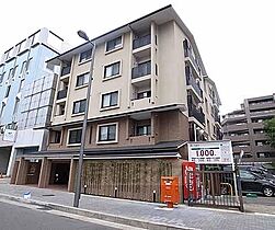 京都府京都市中京区丸太町通堀川下る七町目（賃貸マンション3LDK・2階・65.71㎡） その1