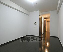 京都市営烏丸線 丸太町駅 徒歩15分の賃貸マンション 1階ワンルームのリビング/ダイニング