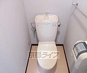 清潔感のあるトイレです