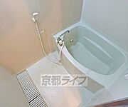 シンプルな浴室です。