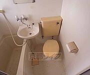 清潔感のあるトイレです。