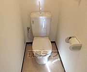 清潔感のあるトイレです