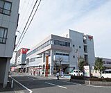 堅田郵便局まで384m