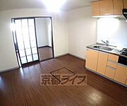 フローリングでとても綺麗です