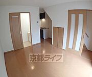 フローリングでとてもキレイです。