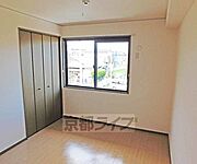 明るいお部屋です
