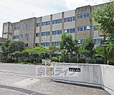 唐崎小学校まで326m