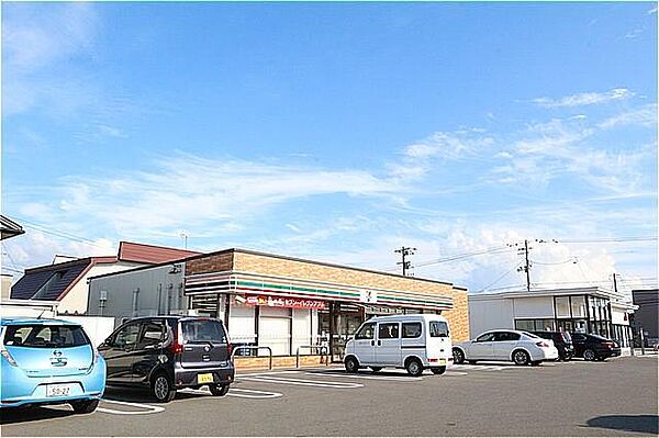 画像16:セブンイレブン秋田割山店(500m)