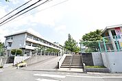 桜小学校(1、800m)