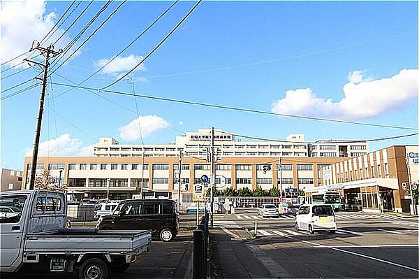 秋田大学医学部付属病院(3、200m)