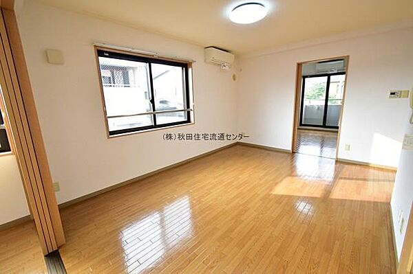 apartment 秋田県秋田市山王７丁目9番35号　秋田住宅流通センタ‐本社ビル1階