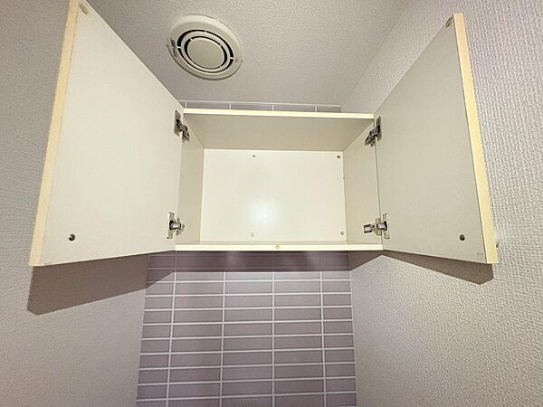 apartment 秋田県秋田市山王７丁目9番35号　秋田住宅流通センタ‐本社ビル1階