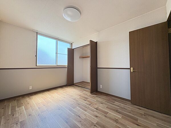 apartment 秋田県秋田市山王７丁目9番35号　秋田住宅流通センタ‐本社ビル1階