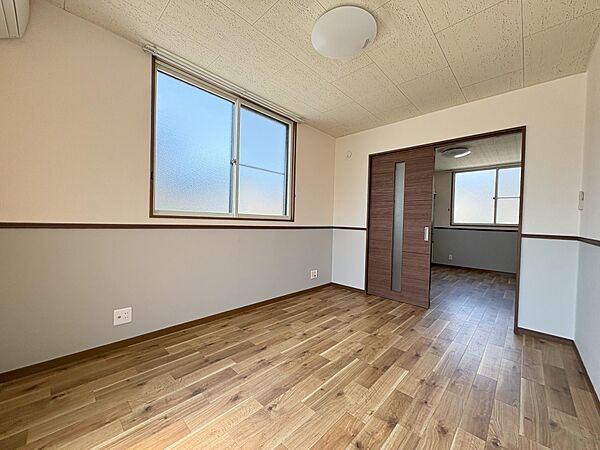 apartment 秋田県秋田市山王７丁目9番35号　秋田住宅流通センタ‐本社ビル1階