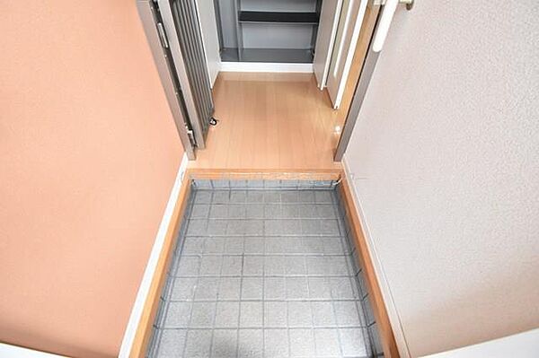 apartment 秋田県秋田市山王７丁目9番35号　秋田住宅流通センタ‐本社ビル1階