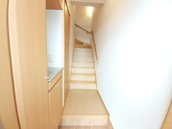 apartment 秋田県秋田市山王７丁目9番35号　秋田住宅流通センタ‐本社ビル1階