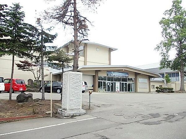 apartment 秋田県秋田市山王７丁目9番35号　秋田住宅流通センタ‐本社ビル1階