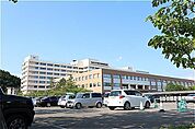 秋田大学医学部附属病院(800m)