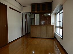 居間
