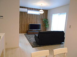 リビング/ダイニングの画像